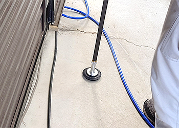 ピンポイントで漏水個所を特定！ トレーサーガス方式調査